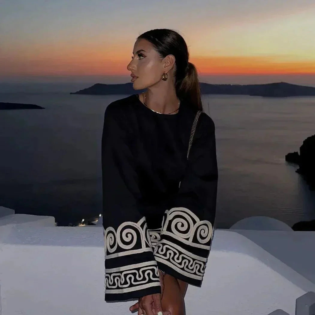 ByEva - Robe à manches longues avec broderie