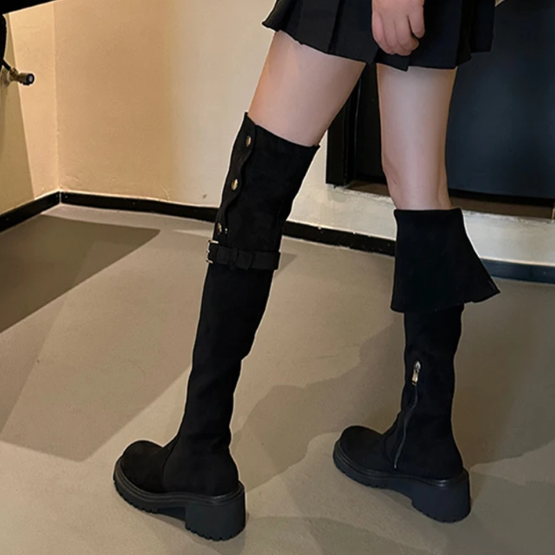 Tess - Bottes hautes plates du bouton en velours