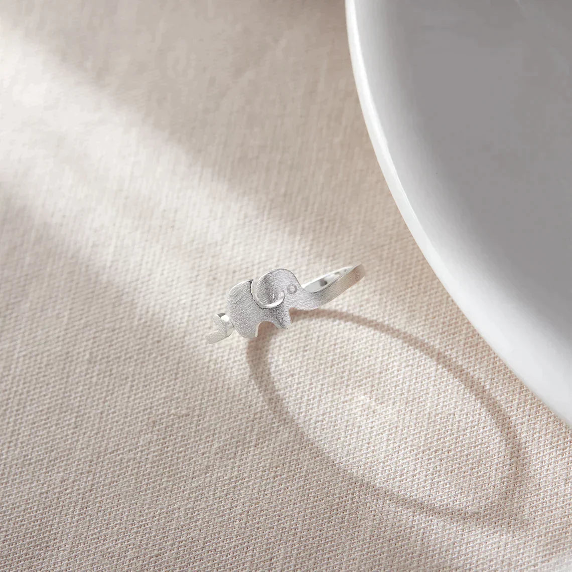 Bague en argent en forme d'éléphant - Mignonne et réglable en taille