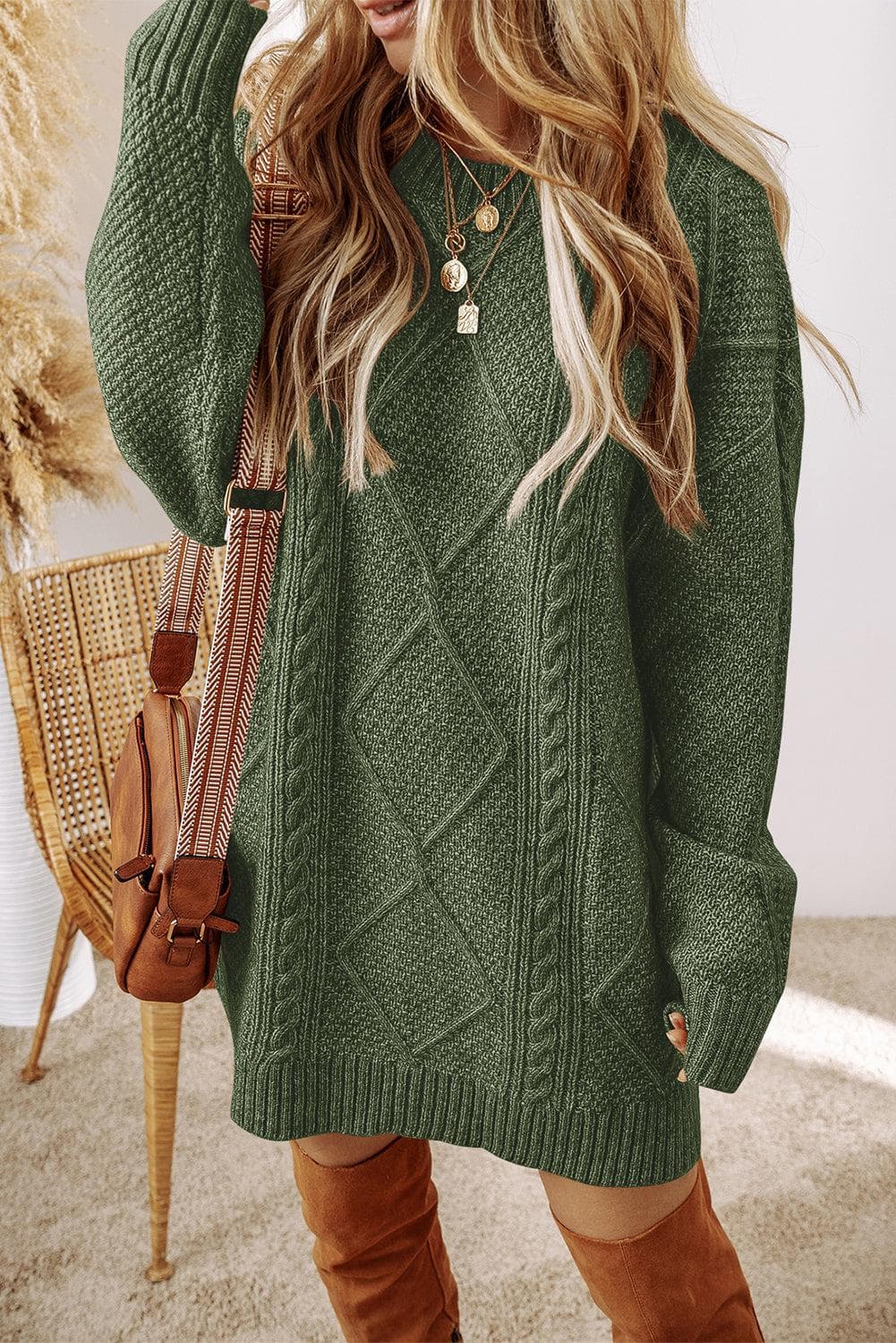 Isla - Robe Tricotée Oversize en Vert Sauge pour Femmes