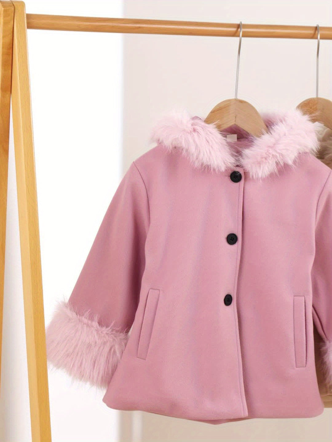 Chloé - Veste en fourrure avec capuche pour filles