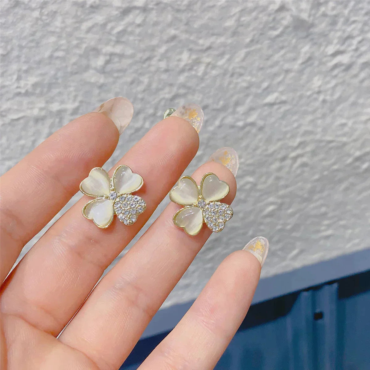 Elise - Boucles d'oreilles trèfle à quatre feuilles porte-bonheur pour le style