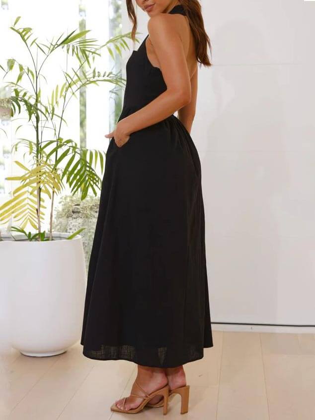 BelleRue - Petite robe noire avec encolure licou et taille midi ajustée