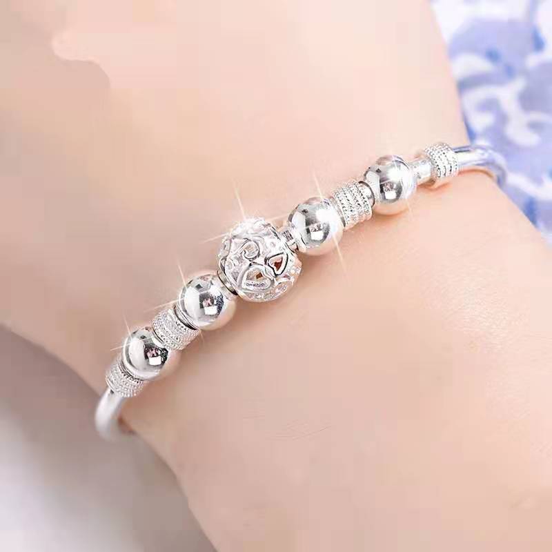 Eva - Bracelet avec des perles Lucky Silver