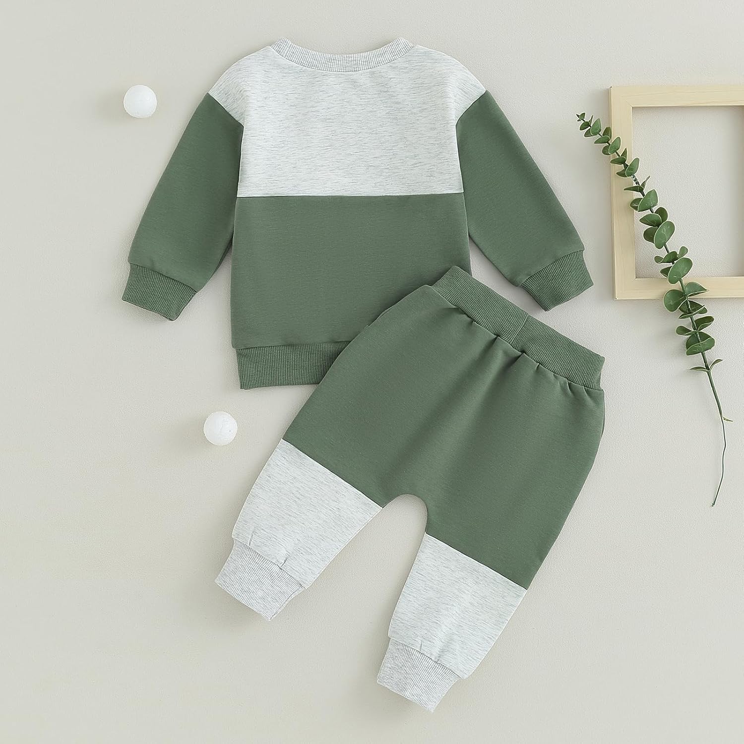 Ensemble d'Hiver Baby Jogger - Sweatshirt Contrasté et Pantalon pour le Confort par Temps Froid