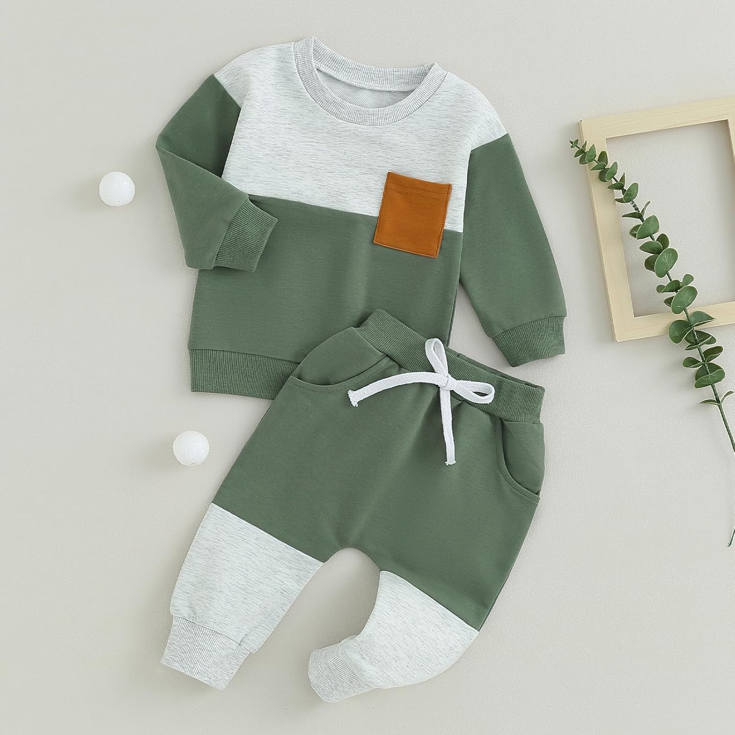 Ensemble d'Hiver Baby Jogger - Sweatshirt Contrasté et Pantalon pour le Confort par Temps Froid