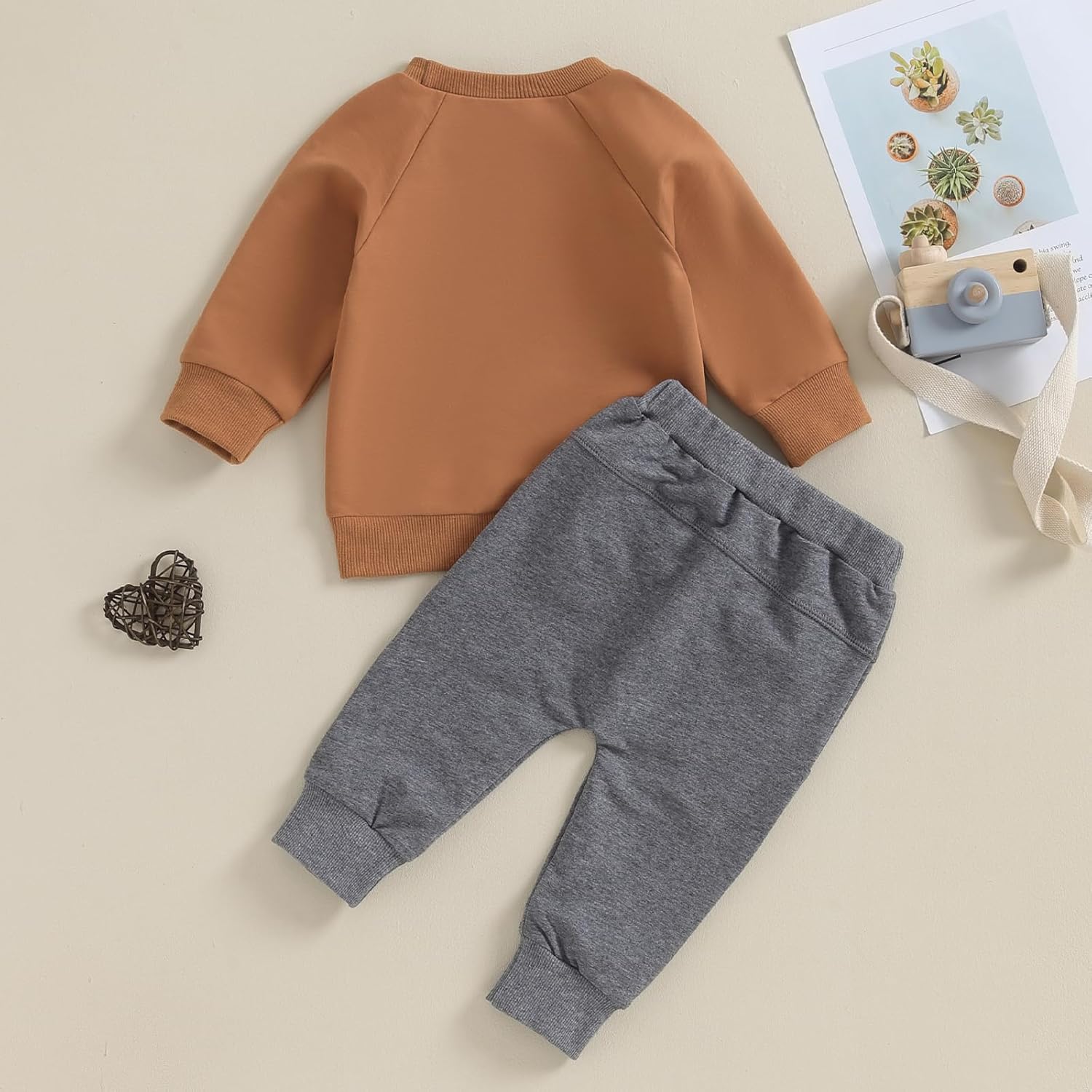 Ensemble d'Hiver Baby Jogger - Sweatshirt Contrasté et Pantalon pour le Confort par Temps Froid