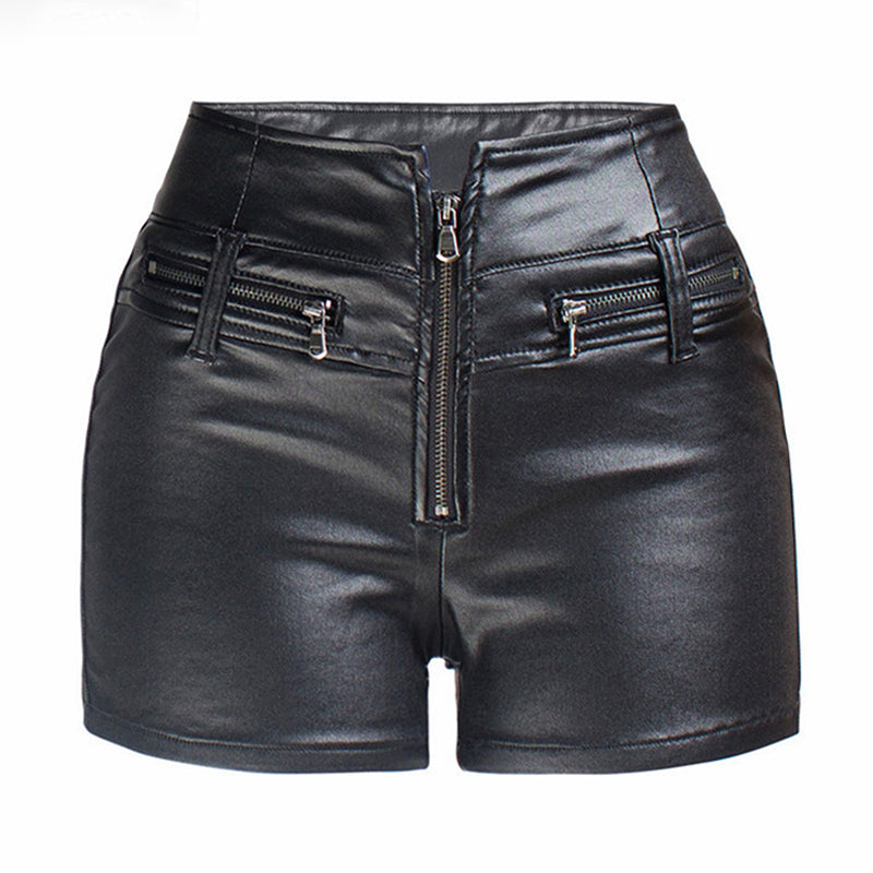 Faux Leather Gothic Shorts – Une Pièce Audacieuse et Unique