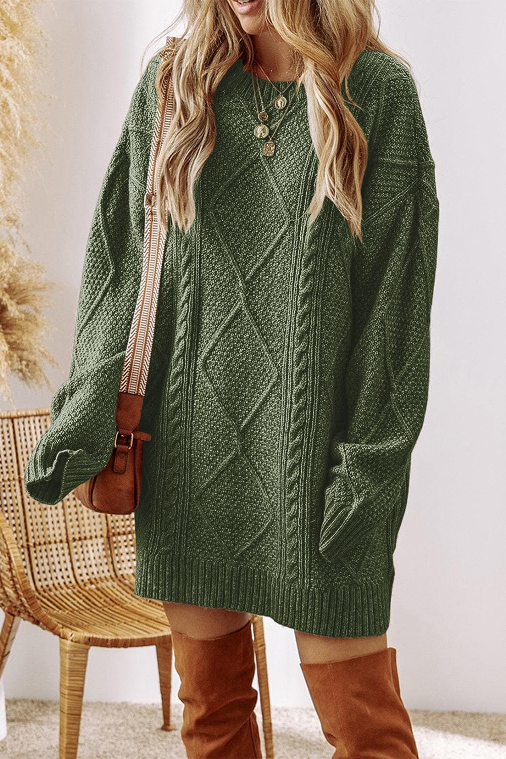 Isla - Robe Tricotée Oversize en Vert Sauge pour Femmes