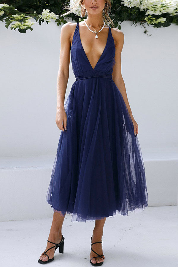 BelleRue - Robe midi en tulle à col en V Feeling Romantic