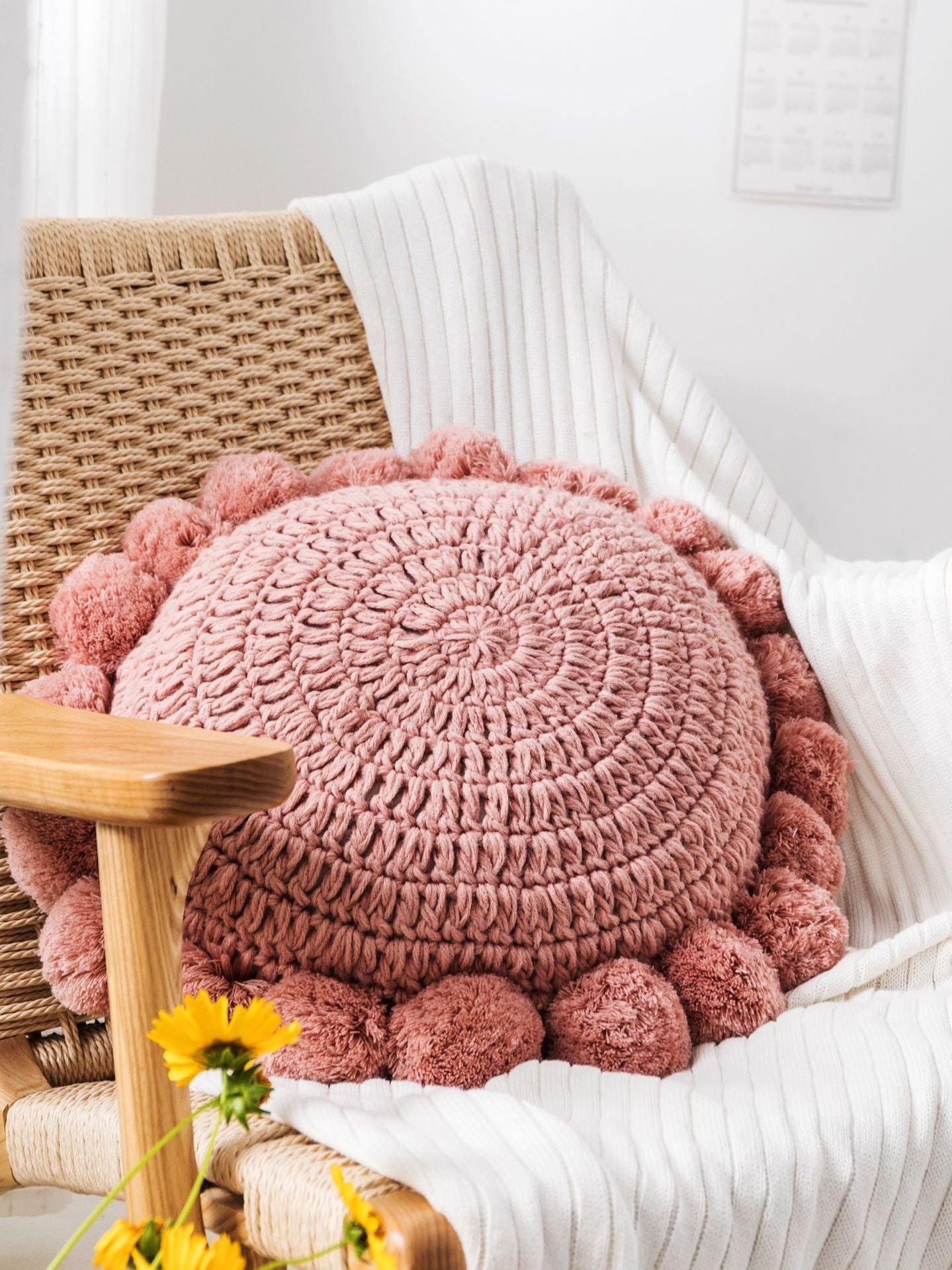 Coussin Cozy – Une Décoration Charmante pour votre Salon ou Chambre