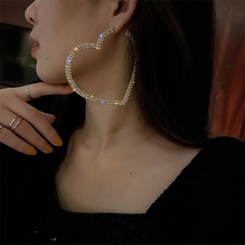 Yara - Boucles d'oreilles en forme de cœur avec strass