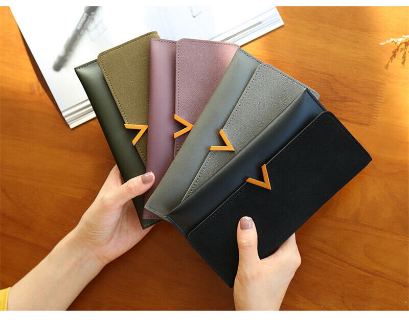 Grand portefeuille en cuir velours - Moderne et élégant