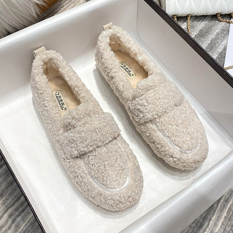 Chaussures pantoufles en peluche