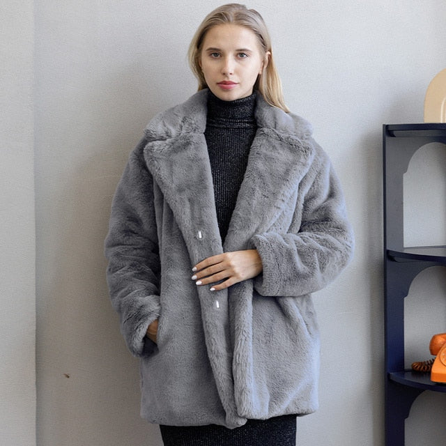 Manteau en fausse fourrure Mila - Parfait pour cet hiver à venir