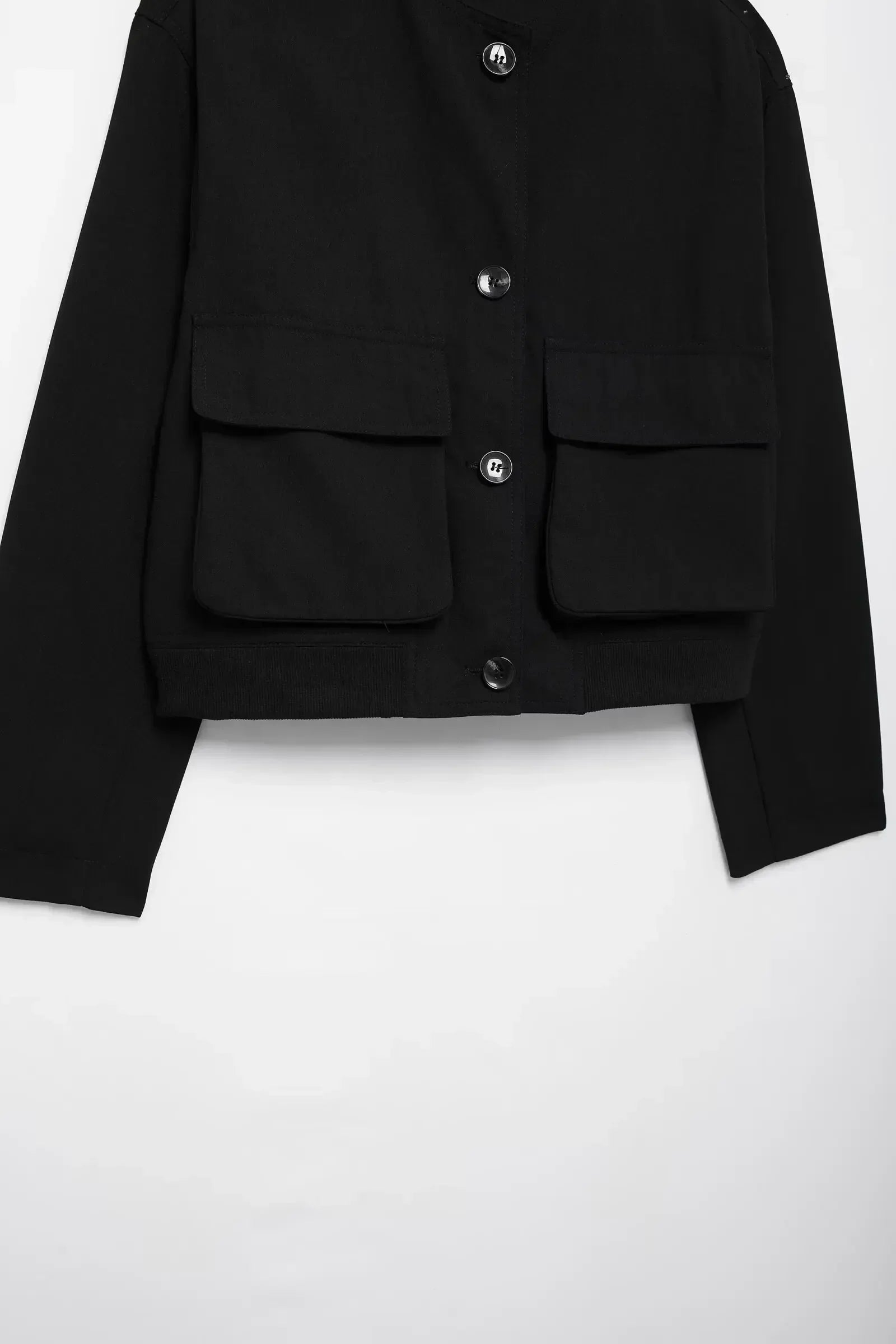 Veste bomber courte tendance noire