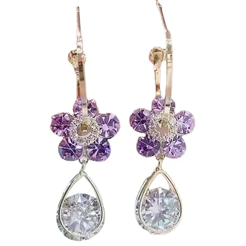 Nina - Boucles d'oreilles fleur en cristal au design élégant