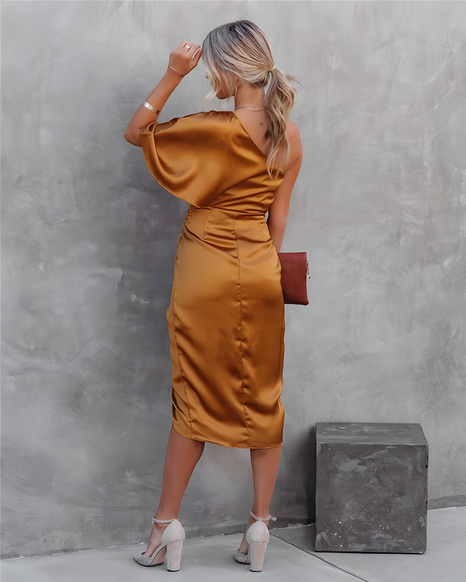 Natasha - Robe élégante et raffinée