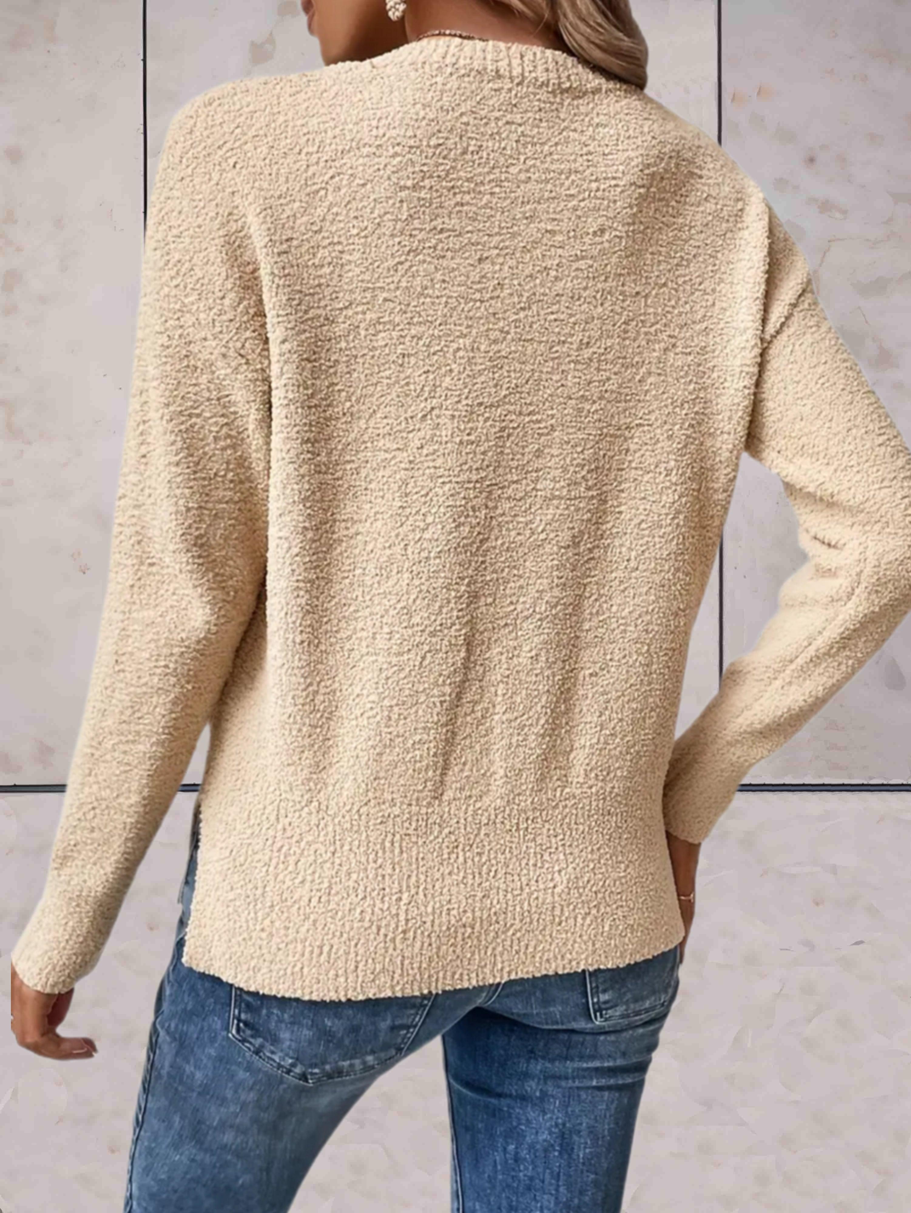 Elaine - Pull simple beige à col rond joliment ajusté