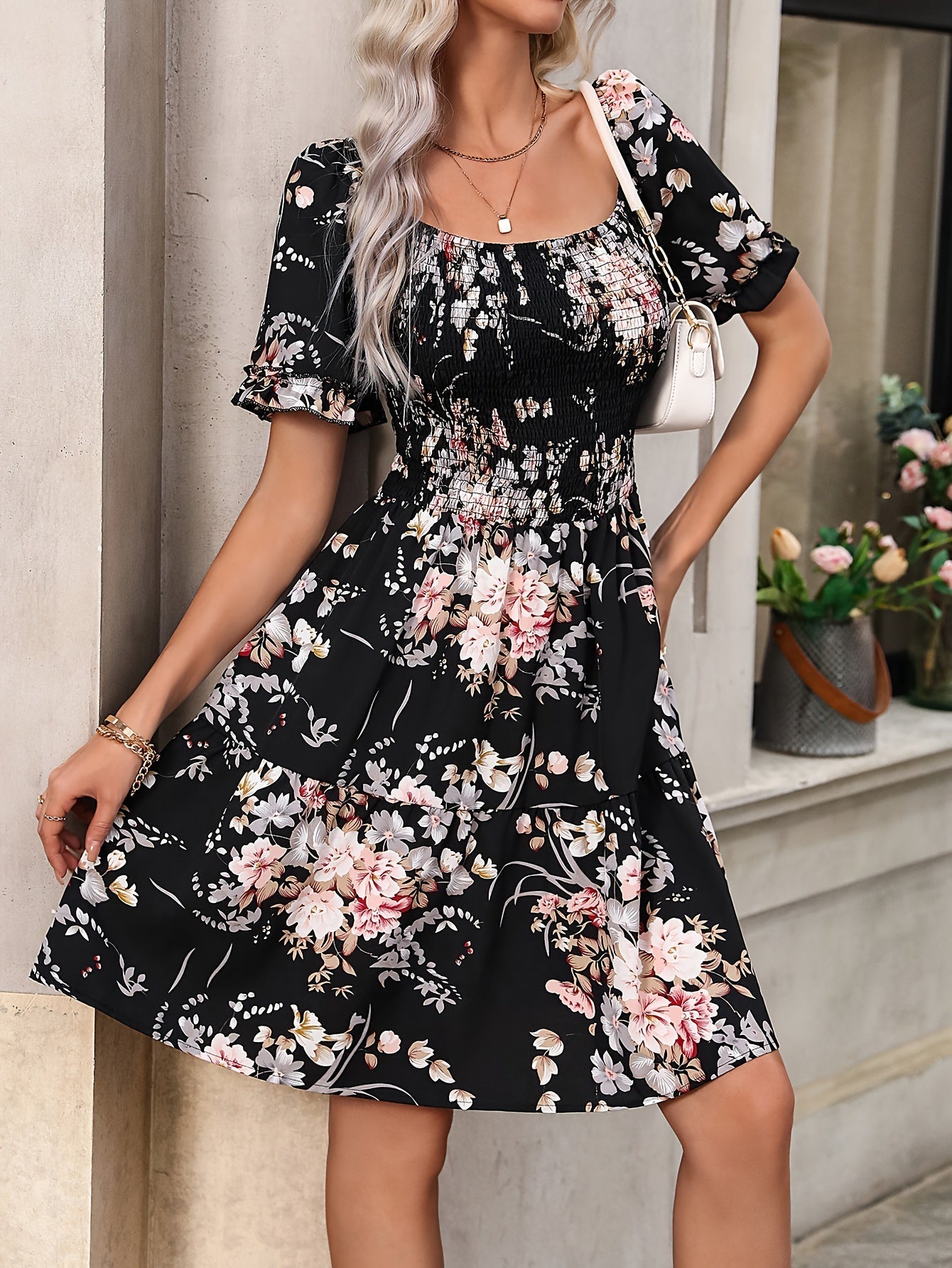 MiSun - Robe florale noire