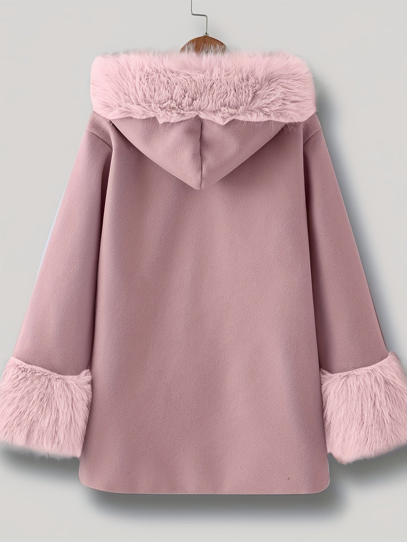 Chloé - Veste en fourrure avec capuche pour filles