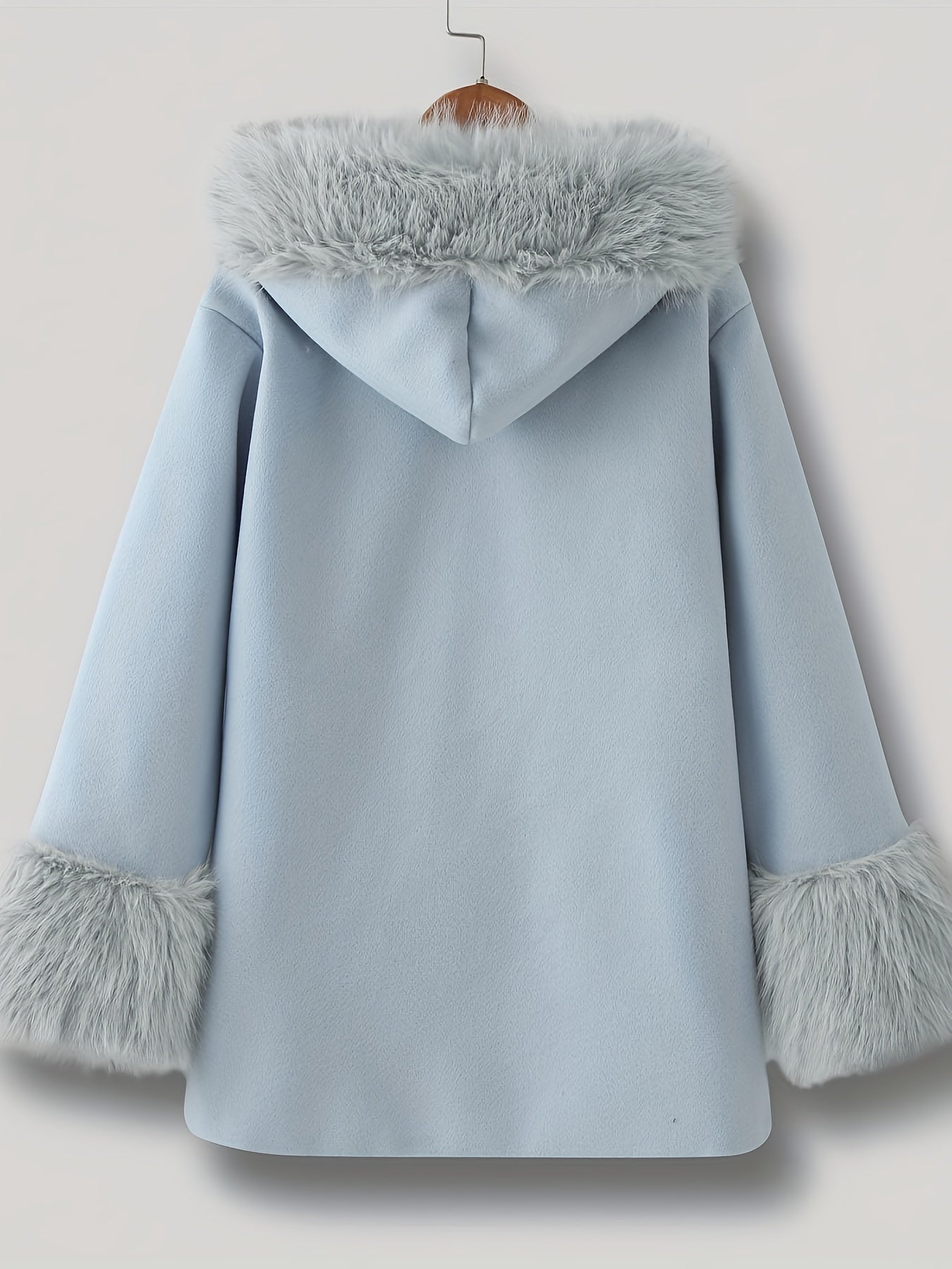 Chloé - Veste en fourrure avec capuche pour filles