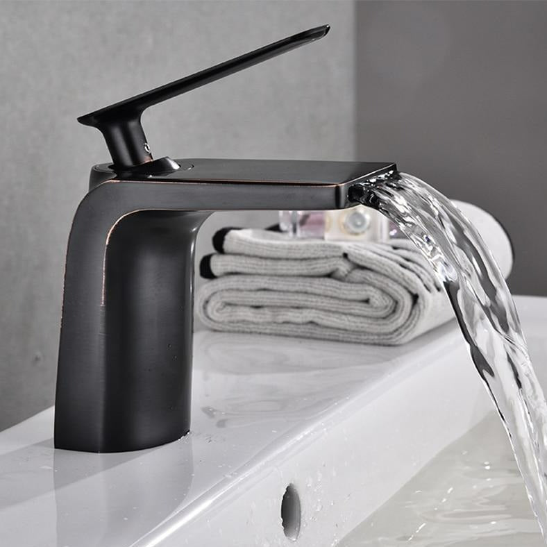 Robinet Cascade Classique - Design Magnifique pour Salles de Bain Luxueuses