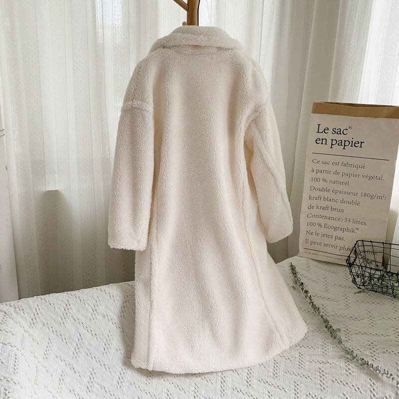 Emily - Manteau long et chaud pour femmes avec col revers classique