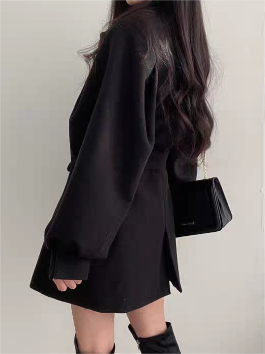 Charlotte - Veste femme avec col à revers, manches bouffantes et ceinture élégante